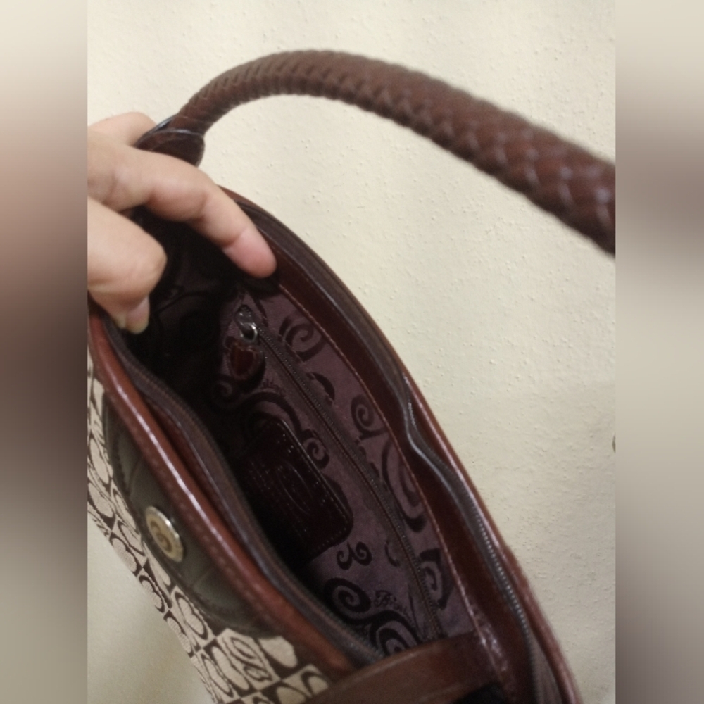 Stylish Brown Heart Pattern Shoulder Bag - Picture 11 of 13